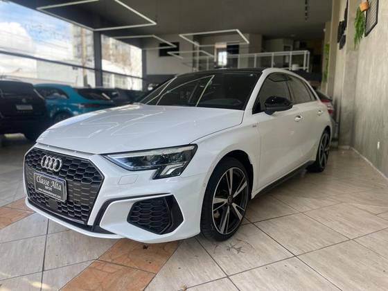 AUDI A3 2.0 40 TFSI MHEV SPORTBACK PERFORMANCE BLACK S-TRONIC AUDI A3 2.0 40 TFSI MHEV SPORTBACK PERFORMANCE BLACK S-TRONIC
